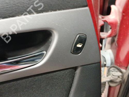 Venstre bagtil elrude kontakt PEUGEOT 407 (6D_) 2.0 HDi 135 (6DRHRH, 6DRHRE, 6DRHRG, 6DRHRJ) (136 hp) 30872389