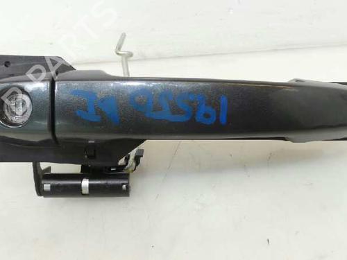 Used Front left exterior door handle TOYOTA AVENSIS (_T25_) 2.2 D-4D (ADT251_, ADT251R) (150 hp) 3522828