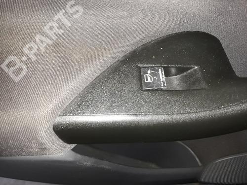 Used Left rear window switch Left rear window switch SEAT ALTEA (5P1) 1.9 TDI (105 hp) 8925323 8925323