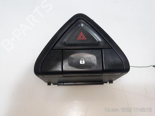 Used Warning switch RENAULT KOLEOS I (HY_) 2.0 dCi 4x4 (HY0K) (150 hp) 16028117