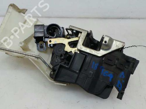 Front right lock MERCEDES-BENZ E-CLASS (W210) E 200 (210.035) | BP3399837C97 