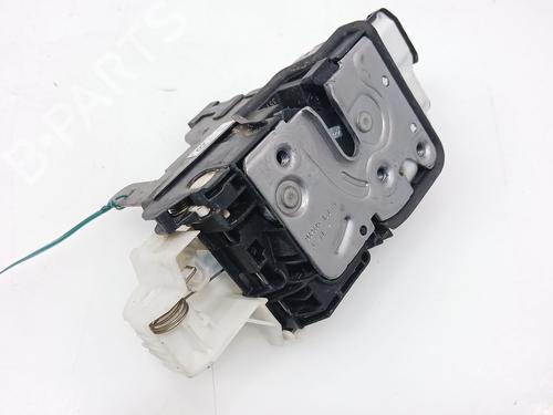 Rear right lock VOLVO V40 Hatchback (525) D3 31440398 | 31440398