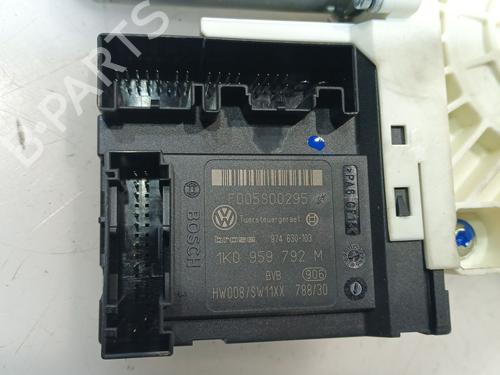 Front right window mechanism SEAT LEON (1P1) 2.0 TDI 16V | BP30717284C23 