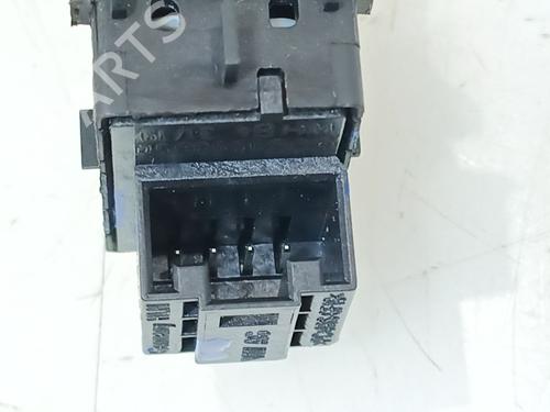 Right rear window switch SEAT LEON (5F1) 1.5 TGi | BP31947564I28 