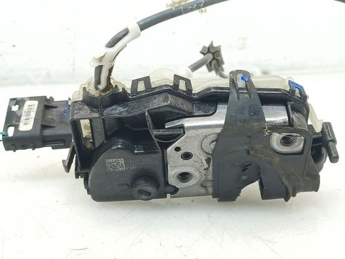 Venstre bagtil lås PEUGEOT 208 II (UB_, UP_, UW_, UJ_) 1.5 BlueHDI 100 (102 hp) 30611173