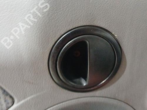 Used Front left interior door handle Front left interior door handle DAEWOO KALOS (KLAS) 1.4 (83 hp) 34378325 34378325
