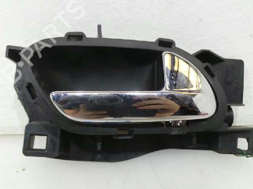 Used Rear right interior door handle PEUGEOT 407 (6D_) 2.0 (6DRFNB, 6DRFNE) (136 hp) 4392423