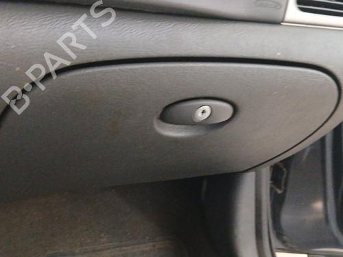 Used Glove box CITROËN C5 I (DC_) 2.0 HDi (DCRHZB, DCRHZE) (109 hp) 27839399