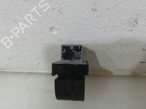 Right rear window switch AUDI A4 B7 (8EC) 2.0 TDI 16V | BP4947453I28 