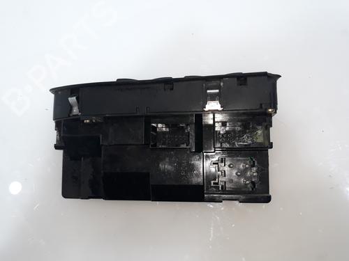 Left front window switch BMW 5 (E39) 520 d | BP8822332I27 