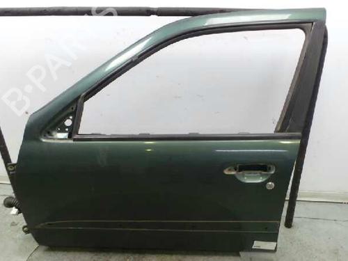 Used Left front door NISSAN PRIMERA Hatchback (P11) 1.8 16V (114 hp) 408071