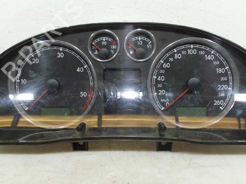 Used Instrument cluster VW PASSAT B5.5 (3B3) 1.9 TDI (130 hp) 1521577