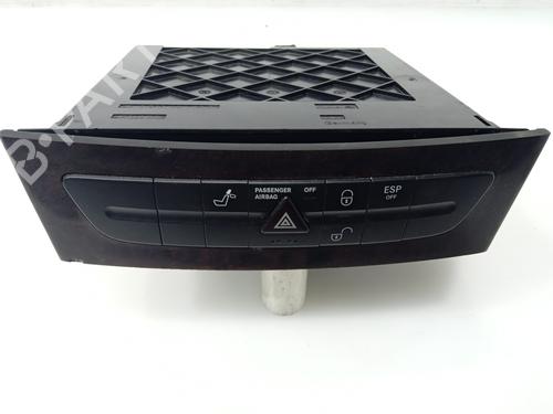 Used Switch MERCEDES-BENZ E-CLASS (W211) E 270 CDI (211.016) (177 hp) 19705734