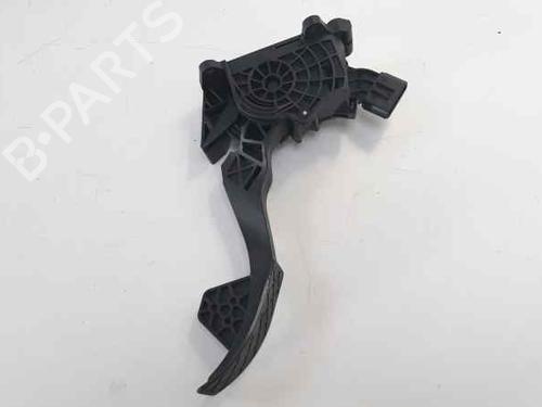 Used Pedal VW POLO V (6R1, 6C1) 1.4 TDI (90 hp) 8796423