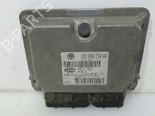 Used Engine control unit (ECU) VW POLO (9N_, 9A_) 1.4 16V (75 hp) 4496945