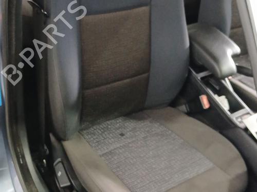 Sæde højre fortil Sæde højre fortil BMW 3 (E46) 320 i (170 hp) 36554556 36554556