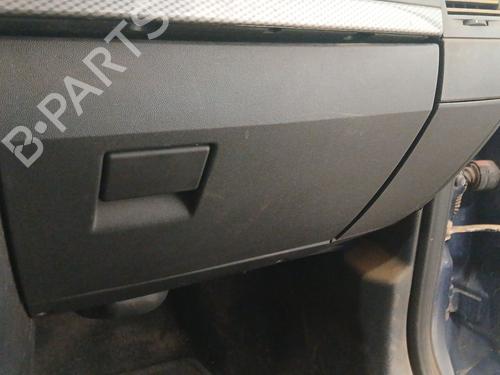 Used Glove box Glove box 39492983 39492983