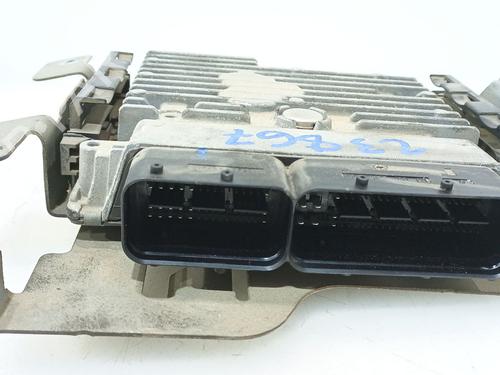 Engine control unit (ECU) VW TOURAN (1T3) 1.6 TDI | BP31035279M57