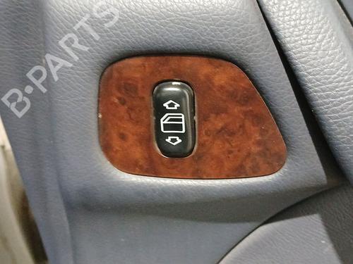 Used Right rear window switch Right rear window switch MERCEDES-BENZ E-CLASS (W210) E 270 CDI (210.016) (170 hp) 34186530 34186530