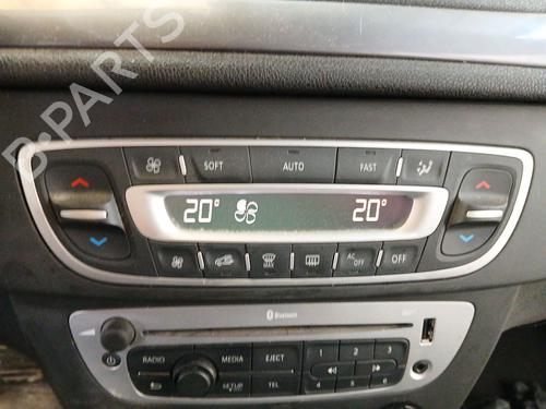 Used Climate control RENAULT MEGANE III Hatchback (BZ0/1_, B3_) 1.5 dCi (BZ1G, BZ1W, BZ0R) (95 hp) 24497816