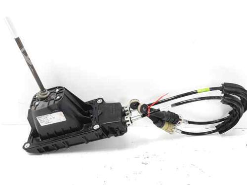 Used Gear lever RENAULT CLIO IV (BH_) [2012-2021]  8942297