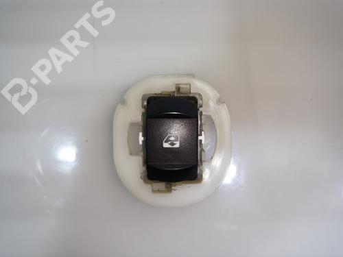 Used Right front window switch Right front window switch RENAULT MEGANE II Saloon (LM0/1_) 1.5 dCi (LM02, LM13, LM2A) (101 hp) 8905083 8905083
