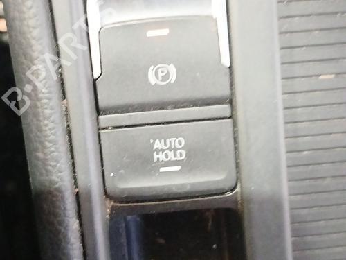 Used Electric handbrake VW GOLF VII (5G1, BQ1, BE1, BE2) 1.2 TSI (105 hp) 27511621