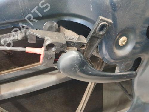 Used Front left interior door handle Front left interior door handle 39076866 39076866