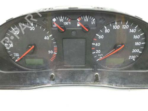 Used Instrument cluster VW PASSAT B5 (3B2) 1.9 TDI (115 hp) 3253314
