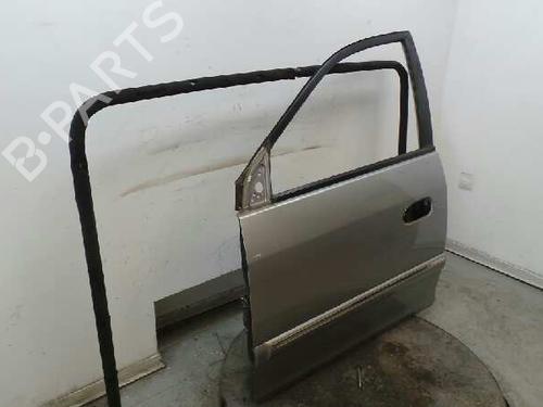 Left front door KIA CARENS II MPV (FJ) 2.0 CRDi | BP2442671C2 