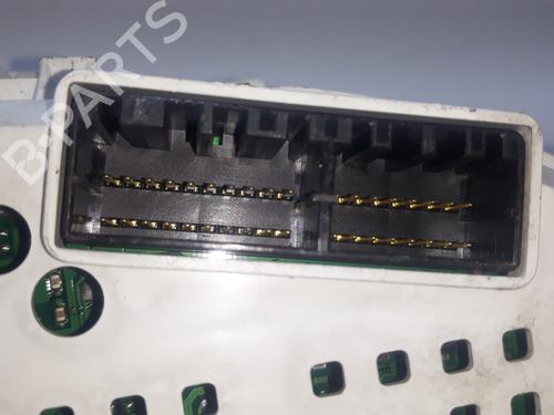 Instrument cluster KIA SORENTO I (JC) 2.5 CRDi | BP16761365C47 