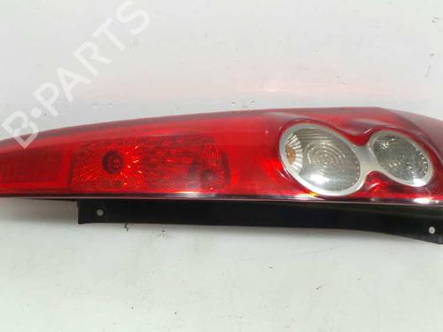 Used Right taillight FORD FIESTA V (JH_, JD_) 1.4 TDCi (68 hp) 1361140