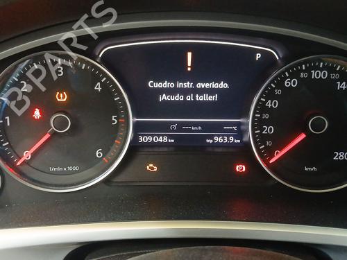 Used Instrument cluster VW TOUAREG (7P5, 7P6) 4.2 V8 TDI (340 hp) 30872724