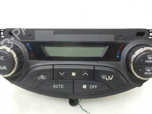 Used Climate control TOYOTA YARIS (_P13_) 1.3 (NSP130_, NSP130) (99 hp) 4719683