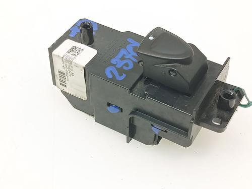 Used Right rear window switch HONDA CIVIC VIII Hatchback (FN, FK) 2.2 CTDi (FK3) (140 hp) 28113493