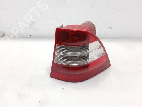 Højre baglygte Højre baglygte MERCEDES-BENZ M-CLASS (W163) ML 270 CDI (163.113) (163 hp) 34341166 34341166