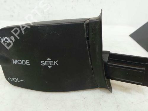 Used Steering wheel controls FORD FOCUS II (DA_, HCP, DP) 1.6 TDCi (109 hp) 1601527