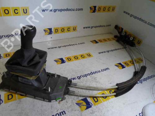 Used Gear lever VW POLO (9N_, 9A_) 1.4 TDI (70 hp) 7423626