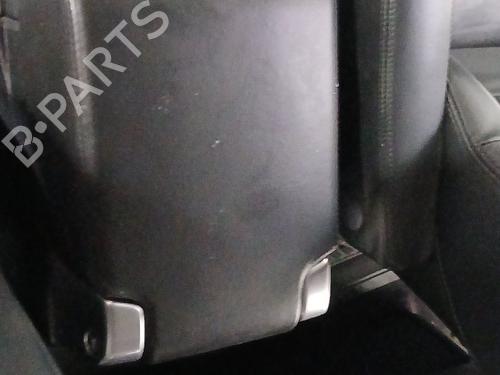 Used Armrest / Center console Armrest / Center console LAND ROVER RANGE ROVER SPORT I (L320) 2.7 D 4x4 (190 hp) 36773216 36773216