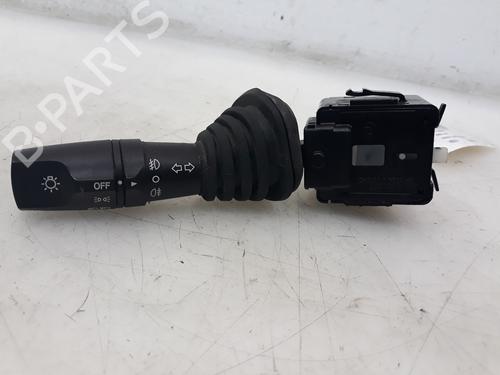 Used Headlight switch CHEVROLET CAPTIVA (C100, C140) 2.0 D 4WD (150 hp) 12102419