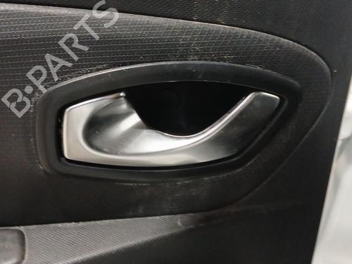 Używane Klamka wewnętrzna drzwi tylnych lewych RENAULT CLIO IV (BH_) 1.5 dCi 75 (75 hp) 30890014
