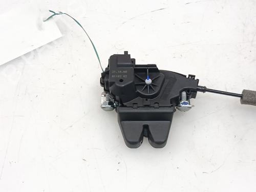 Used Tailgate lock Tailgate lock MERCEDES-BENZ C-CLASS (W204) C 250 CDI (204.003) (204 hp) 33324542 33324542