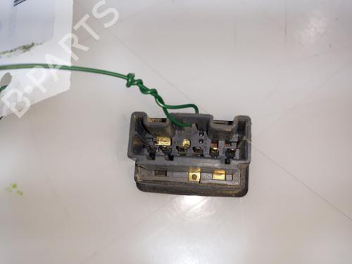 Right rear window switch LAND ROVER DISCOVERY II (L318) 2.5 Td5 4x4 | BP16119698I28