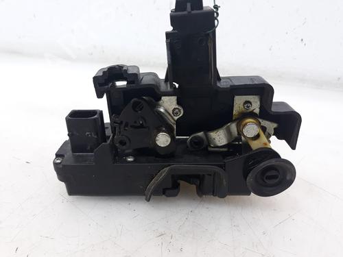 Used Rear left lock CHEVROLET CAPTIVA (C100, C140) 2.0 D 4WD (150 hp) 10629260