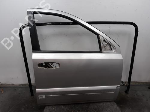 Used Right front door KIA SORENTO I (JC) 2.5 CRDi (170 hp) 10220536