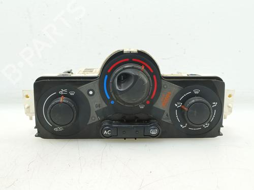 Used Climate control RENAULT MEGANE II Saloon (LM0/1_) 1.9 dCi (LM0G, LM1G, LM2C) (120 hp) 32232764