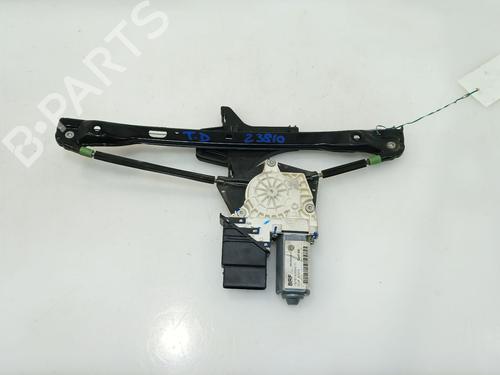 Alzavetro posteriore destra VW GOLF V (1K1) 1.9 TDI (105 hp) 29915691