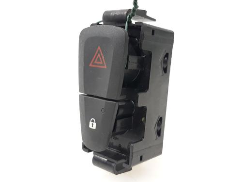 Warning switch RENAULT MEGANE III Hatchback (BZ0/1_, B3_) 1.2 TCe (BZ2B, BZ11) | BP18694493I22 