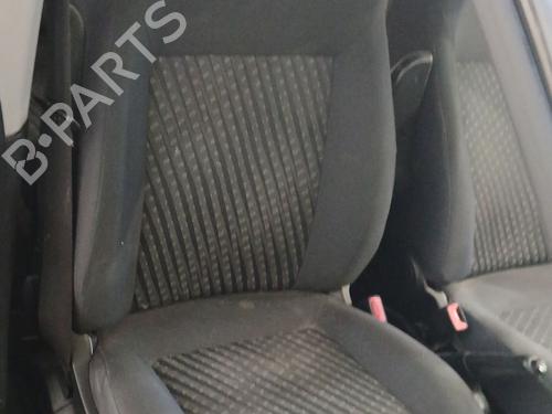 Used Right front seat Right front seat 39144027 39144027
