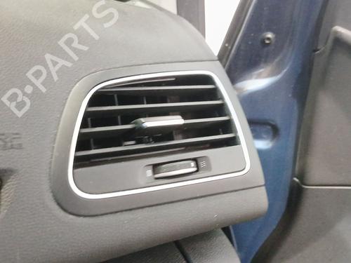 Used Air vent RENAULT MEGANE IV Hatchback (B9A/M/N_) 1.2 TCe 100 (B9MS) (100 hp) 26948382